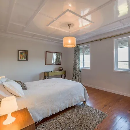 Casa Da Real Companhia Гостевой дом Ламегу