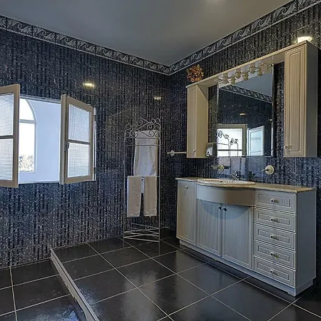 Casa Da Real Companhia Гостевой дом Ламегу